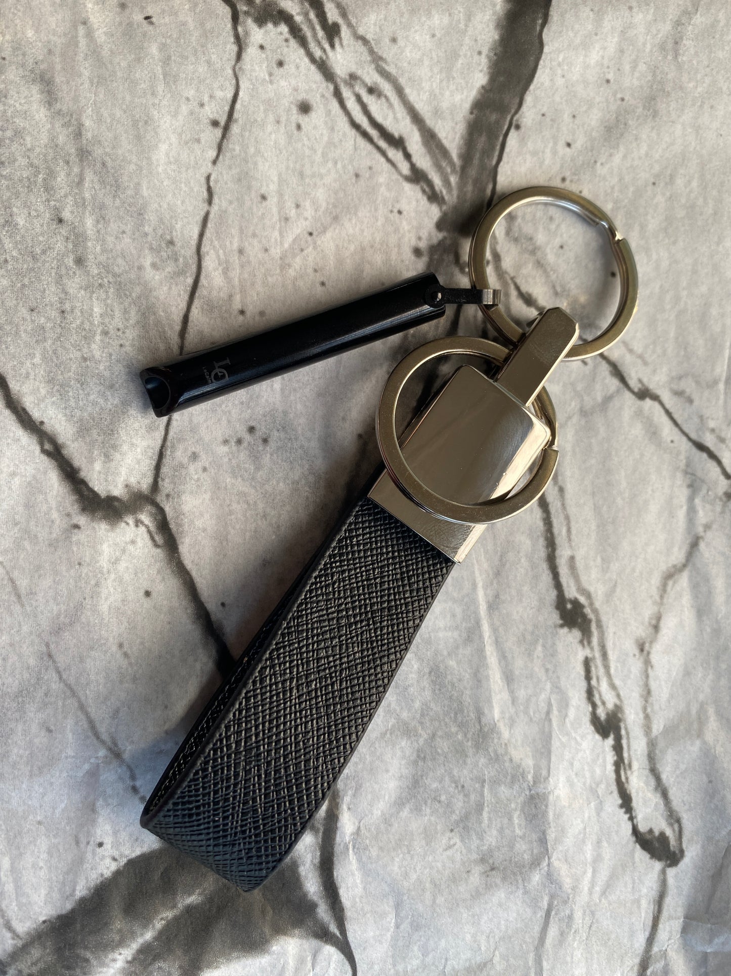 The Smith Keyring + Breathing Tube